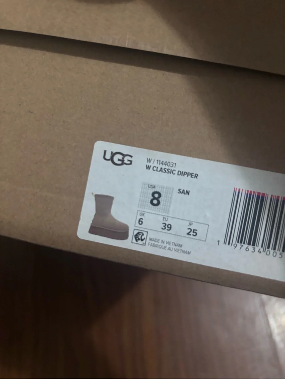 UGG classic dipper - sand